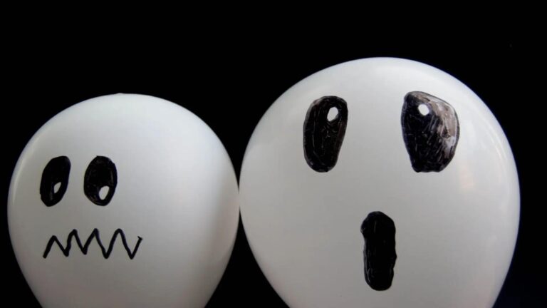 BTC, ETH, SOL, XRP extend losses as AI scare trade unsettles risk markets