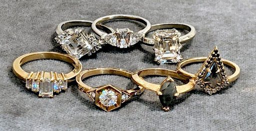 Why Are More Buyers Choosing Custom Ring Designs?