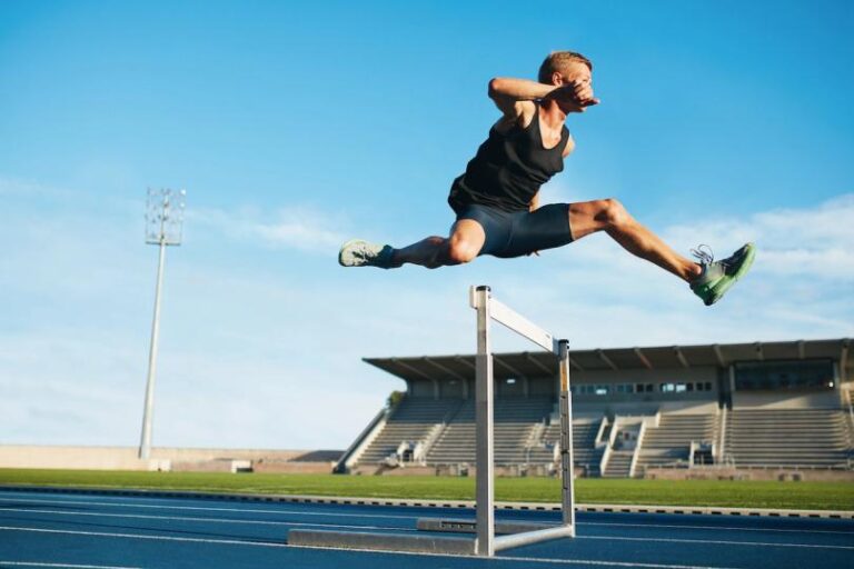 Majors post 11% weekly gains as bitcoin tests $75,000