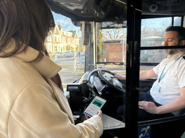 Littlepay, Google, and Go-Ahead Launch Global First for Prepaid Transit Passes in Digital Wallets