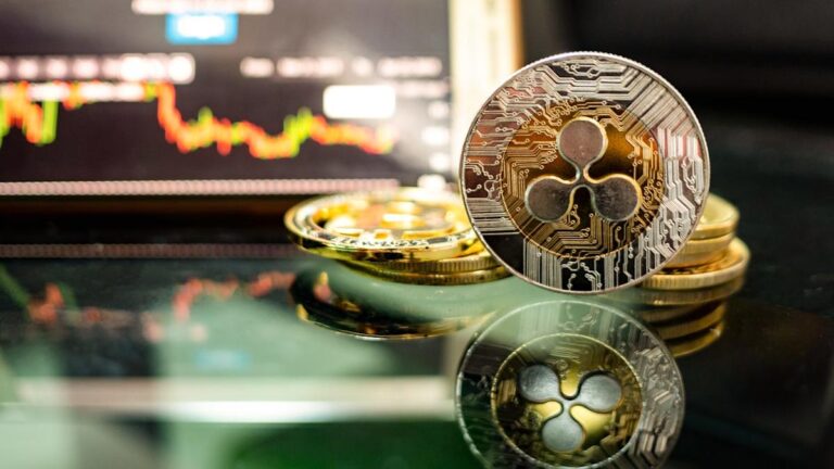 XRP Macro W Puts $22 In View, But Only If This Breakout Retest Holds