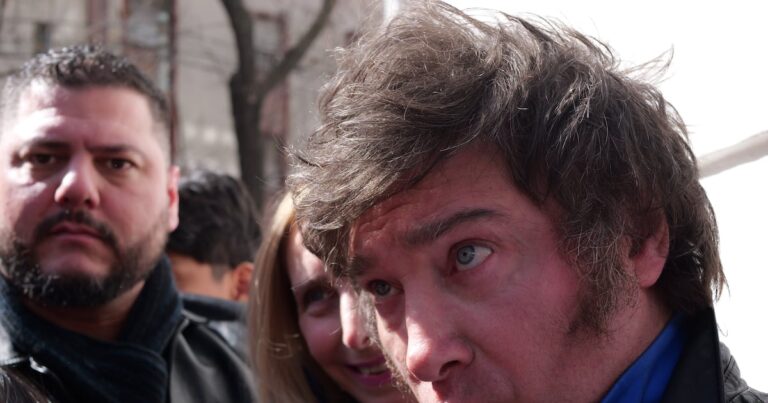 forensic experts link messages by Javier Milei to memecoin promoters minutes before launch – DL News