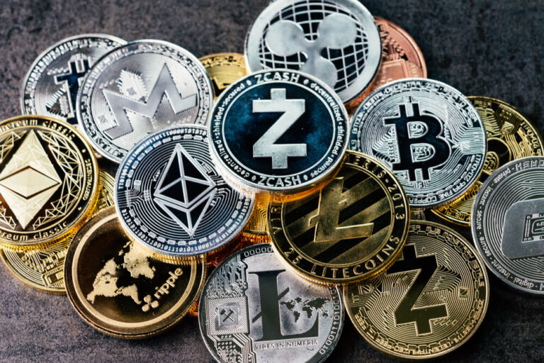 Crypto Market Structure Bill Enters Crucial Stage, Coinbase CEO Says “It’s Time”