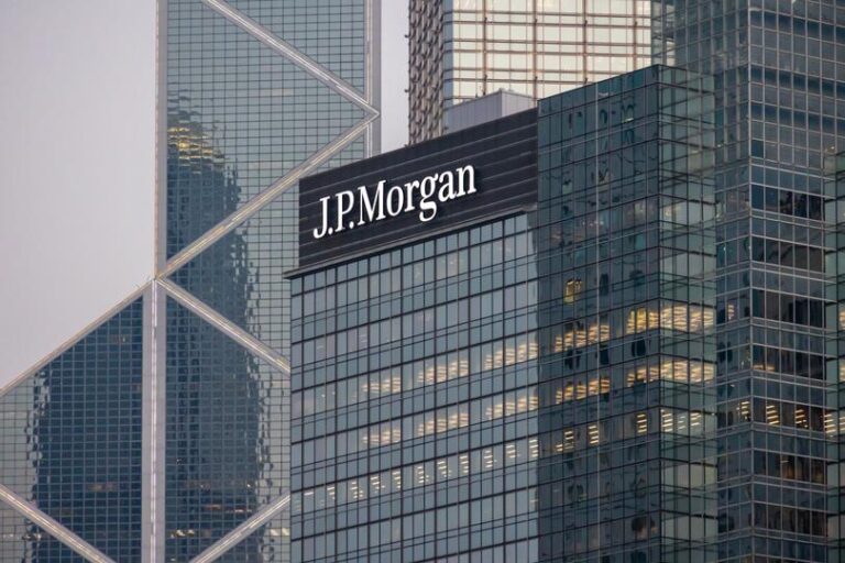 JPMorgan CFO warns stablecoins risk becoming ‘regulatory arbitrage’ play