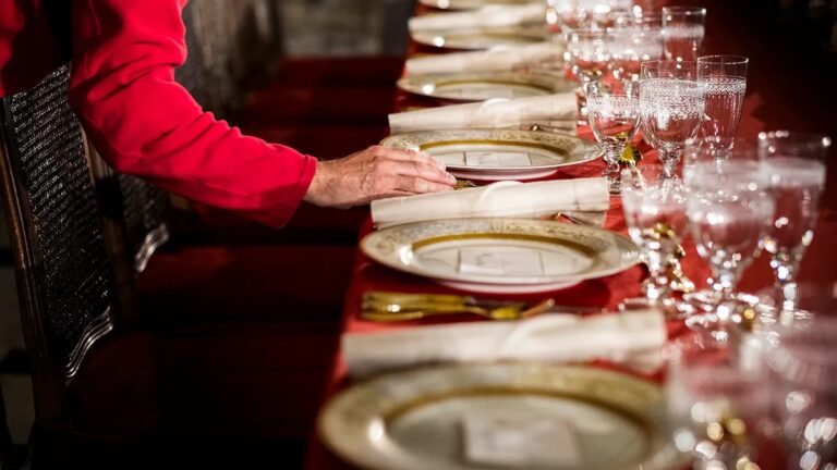 Memecoin Millionaires Line Up For Trump’s Exclusive Luncheon