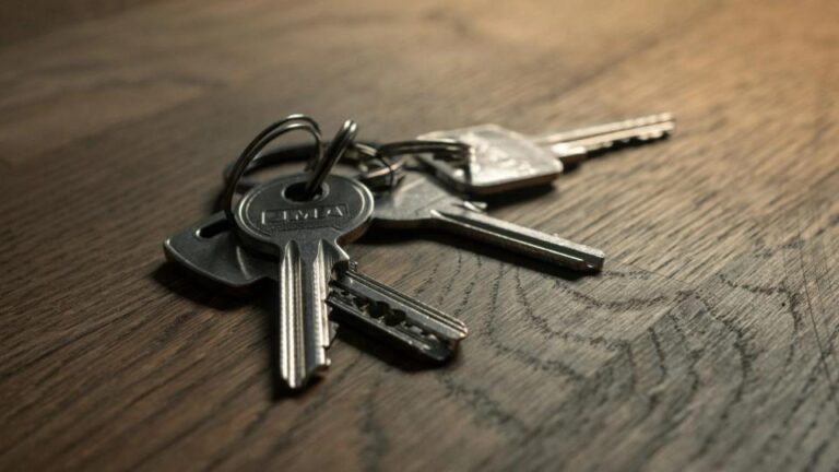 One person holds the keys to $200 million of a project’s crypto. His co-founder says that has to end