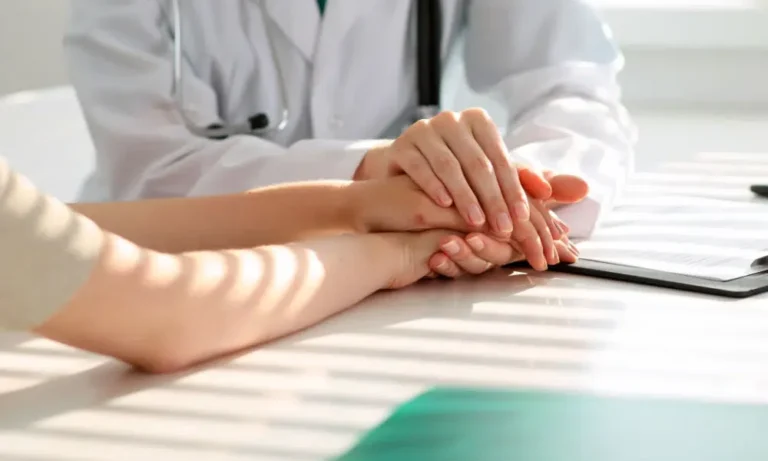Perimenopause Specialist London: Find Expert Care Near You or Online