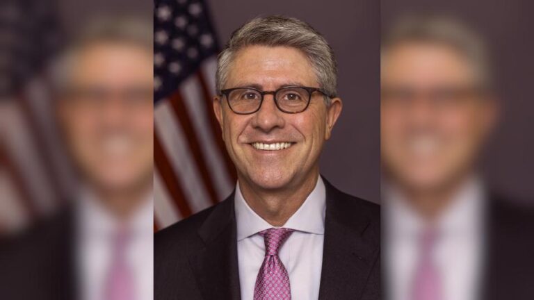 Securitize names ex-SEC official Brett Redfearn as president ahead of public listing
