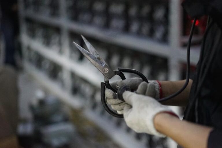 UK-based Reabold draws criticism for weighing gas-powered bitcoin mining operation