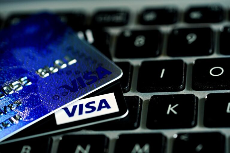 Visa lanza Visa Agentic Ready, un programa para impulsar el comercio agéntico en América Latina y el Caribe