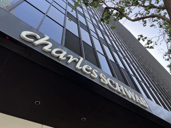 Charles Schwab begins rollout of spot BTC, ETH trading for U.S. retail customers