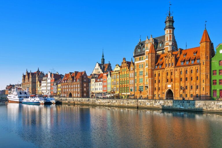 Crypto Industry Watches As Poland Advances Long-Delayed Regulatory Bill