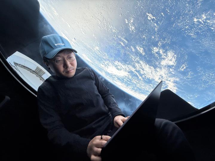 F2Pool founder who controls 11% of bitcoin’s hashrate to lead first SpaceX mission to Mars