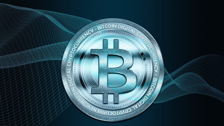 Bitcoin Slumps Toward $61,000 as Zcash Bug, ETF Outflows and Strategy Sale Deepen Crypto Rout