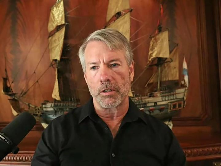Michael Saylor backs STRC after strategy sells bitcoin to fund preferred dividends