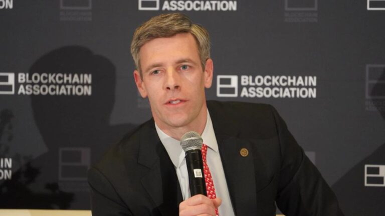 OCC chief says Democrats applying sole political pressure in World Liberty charter choice