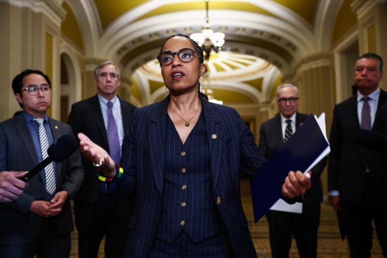 Key Democratic lawmakers say crypto Clarity Act ‘falls short’ on ethics, other issues