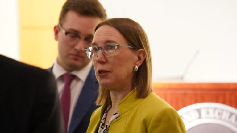 SEC’s Pierce warns some DeFi vaults, onchain lending may fall under securities laws
