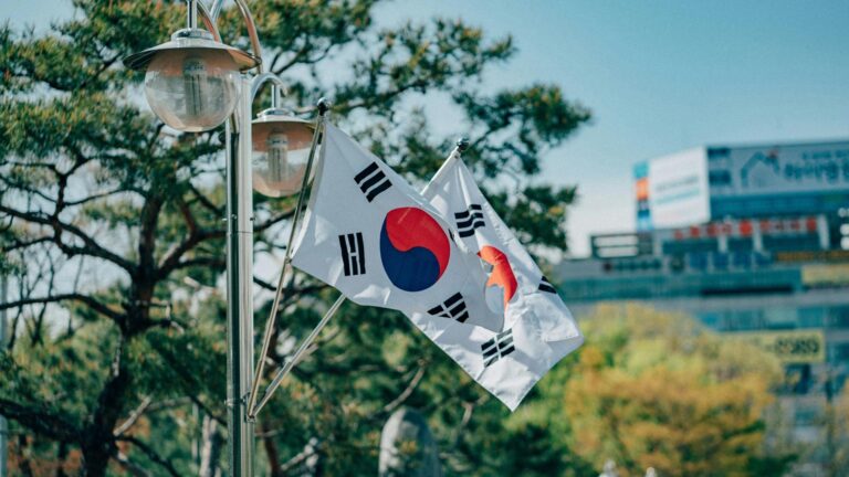 South Korea trade giant POSCO puts receivables onchain in tokenization test with LG